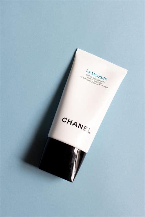 chanel la mousse le blanc|chanel la mousse face wash.